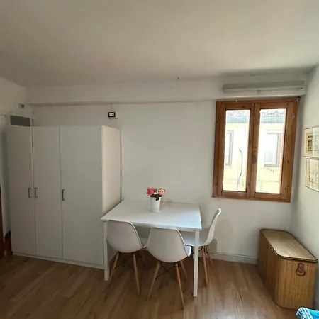 Amarelo House Apartment