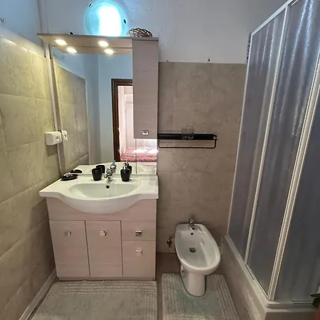 Apartment Amarelo House