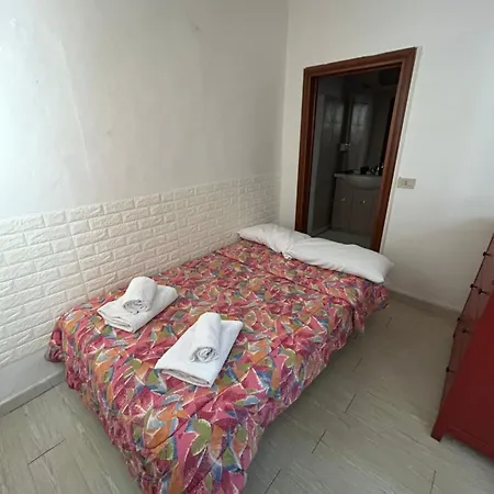 Amarelo House Apartment *